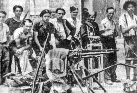 1936: Masacre en el Castillo. Milicianos republicanos asesinan a más de cien personas detenidas en Eivissa. extraída del libro ‘rafael alberti en Ibiza’, de Antonio Colinas