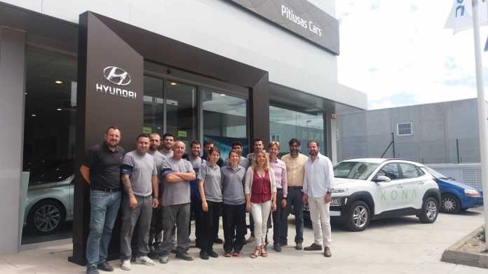 La evolución de la empresa ha hecho crecer a un equipo que ha pasado de dos trabajadores a contar con una plantilla de 16 personas. foto: Pitiusas Cars