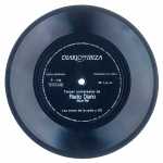 Disco de vinilo, regalo  de la emisora, con las voces de la radio, a los oyentes en su tercer aniversario.