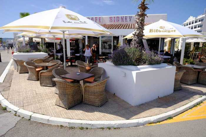 Café Sidney Ibiza, un clásico en Marina Botafoch.