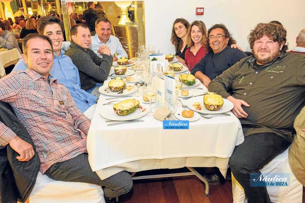Resturante Es Náutic, entrañable cena de socios del Club Náutico de Sant Antoni | másDI - Magazine
