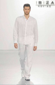 Diseño de Ibimoda en la última Pasarela Costura. UGO CAMERA Diseño de Ibimoda en la última Pasarela Costura. UGO CAMERA