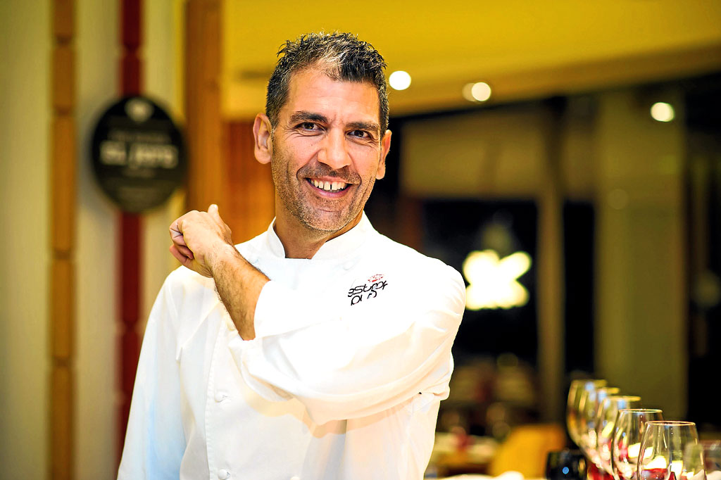 El chef Paco Roncero en el restaurante Estado Puro del Hard Rock Hotel de Platja d’en Bossa.