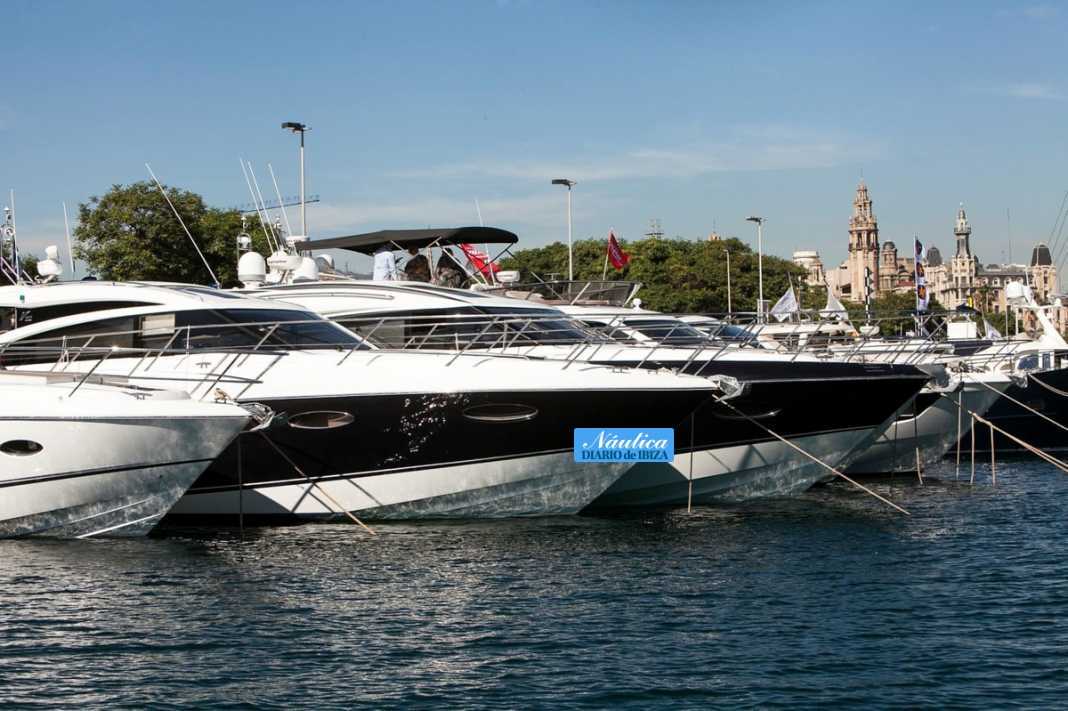 Barcos amarrados en el puerto en la edición de 2014. SALÓN NÁUTICO