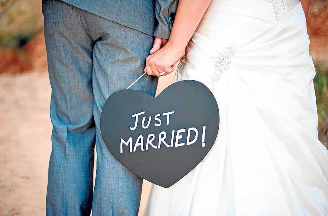 La nueva ley eleva de 14 a 16 años la edad mínima para contraer matrimonio.