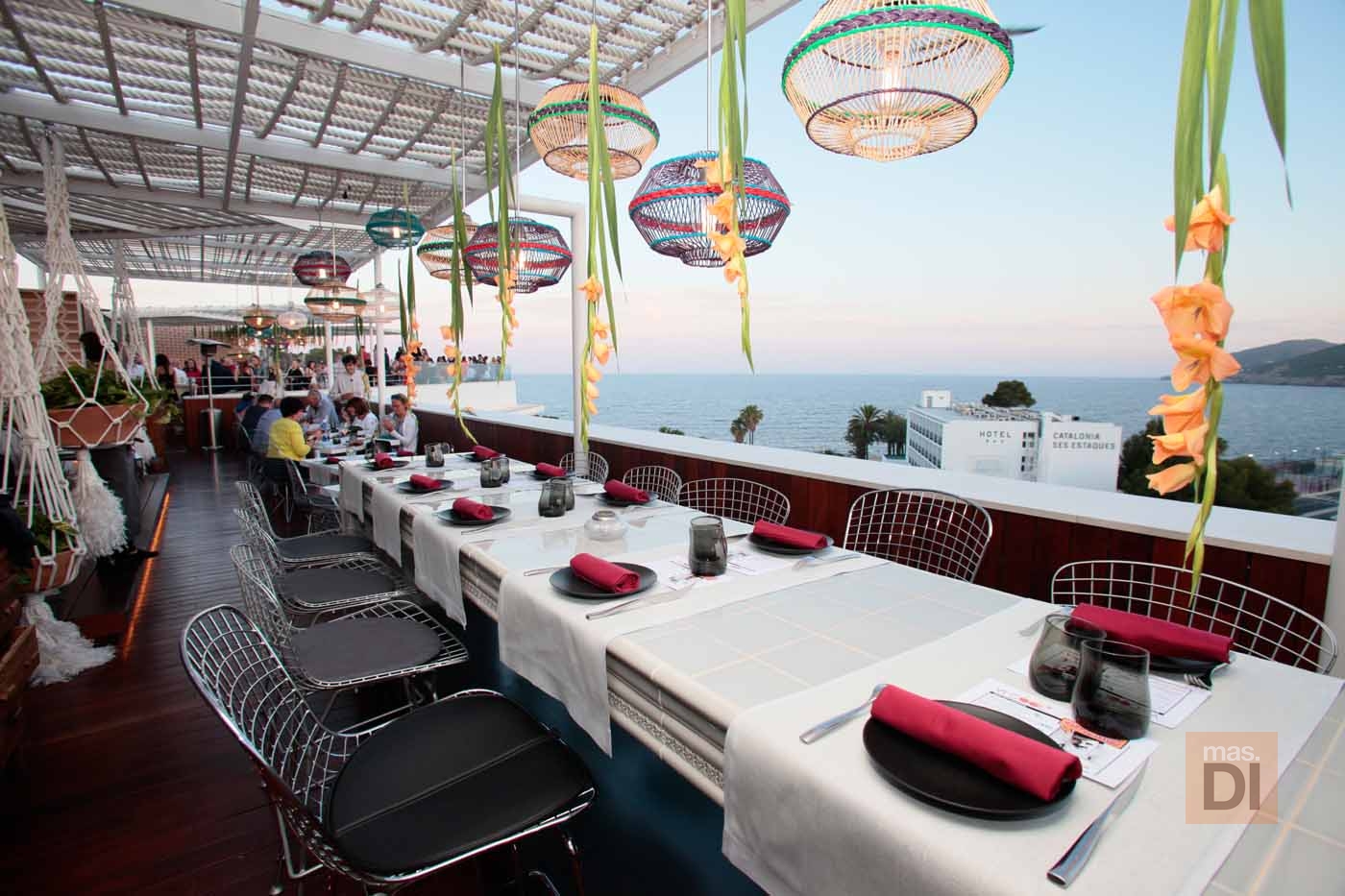 Restaurante Vi Cool – Hotel Aguas de Ibiza. Sergi Arola y la experiencia de compartir