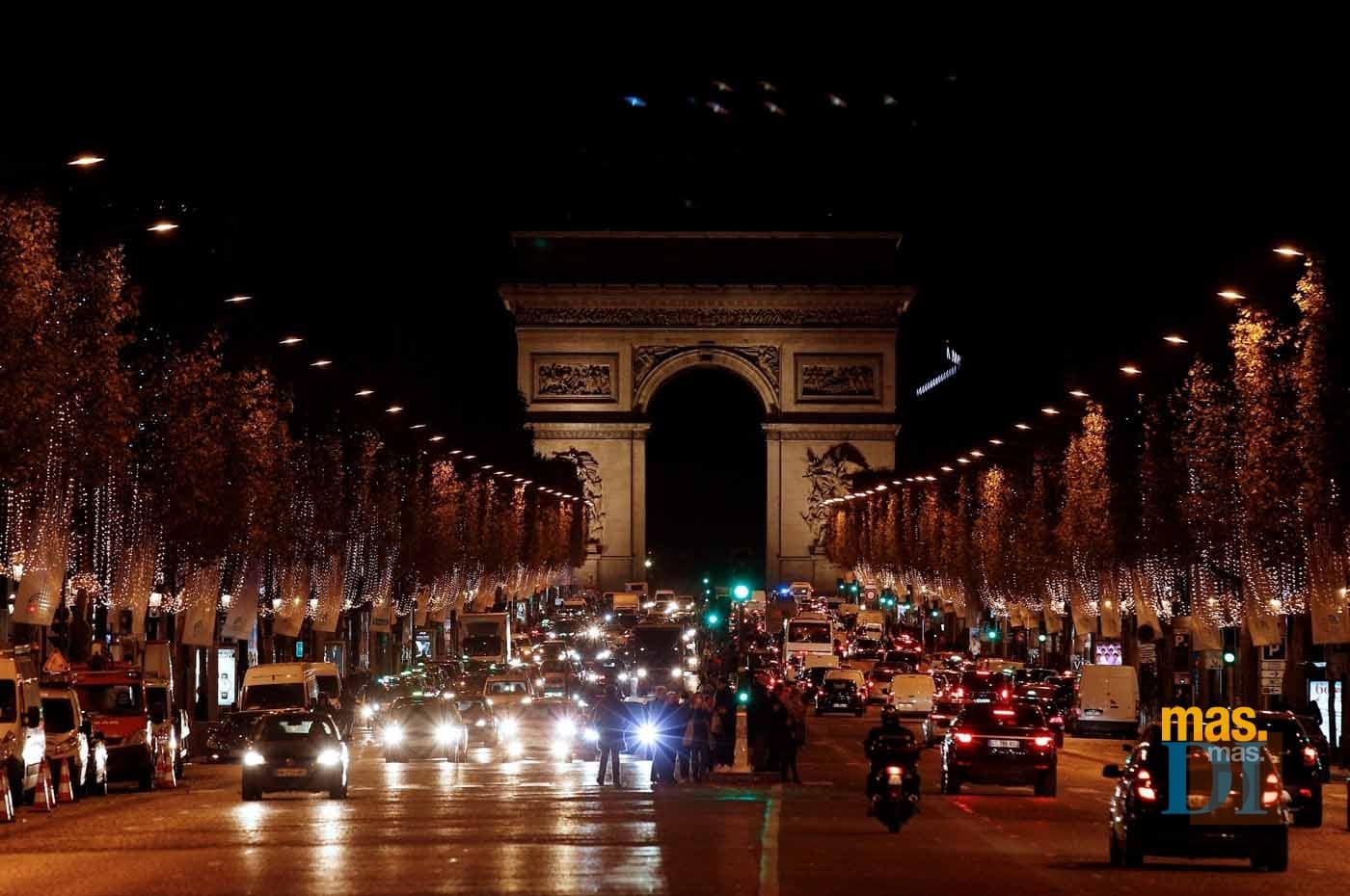 El mundo ilumina sus ciudades para festejar la Navidad | másDI - Magazine