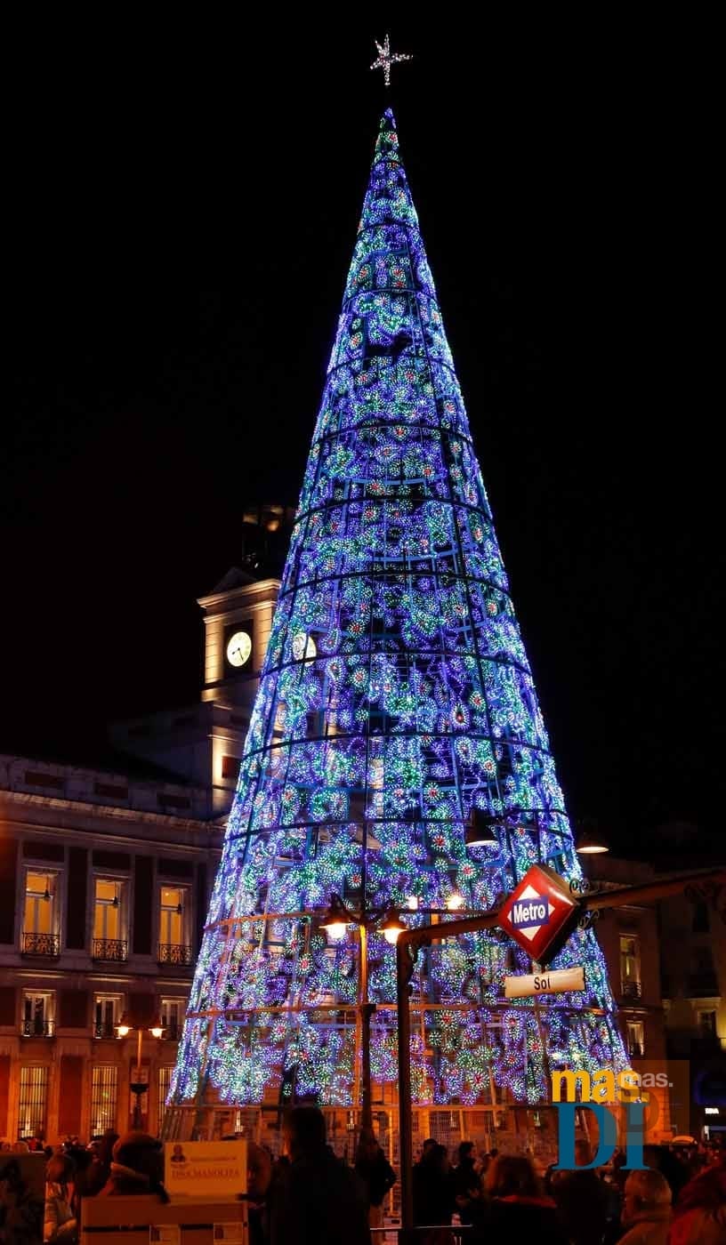El mundo ilumina sus ciudades para festejar la Navidad | másDI - Magazine