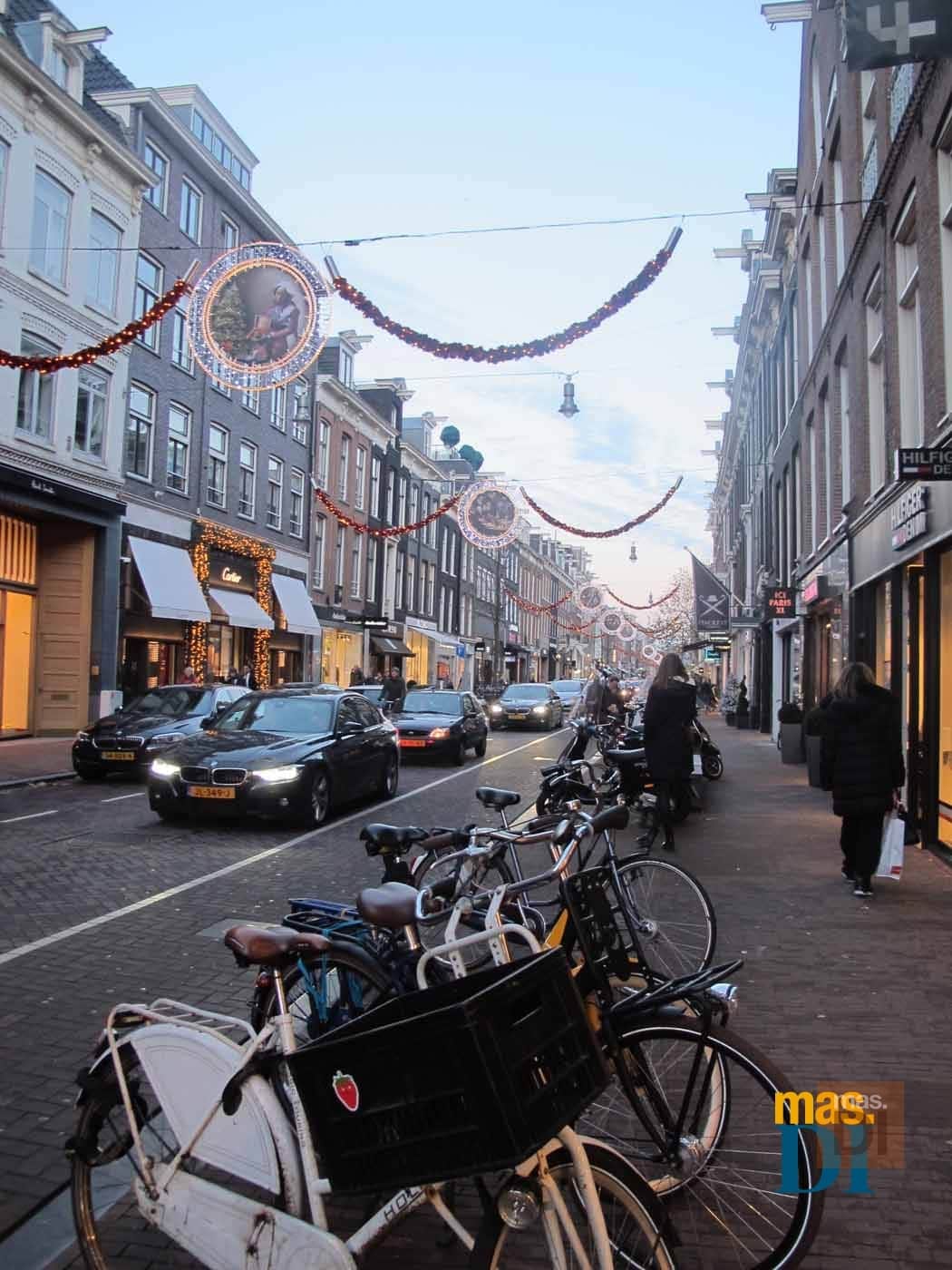 El mundo ilumina sus ciudades para festejar la Navidad | másDI - Magazine