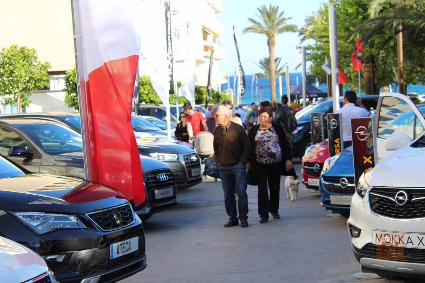 Santa Eulària disfruta de la tradicional pasarela del motor | másDI - Magazine