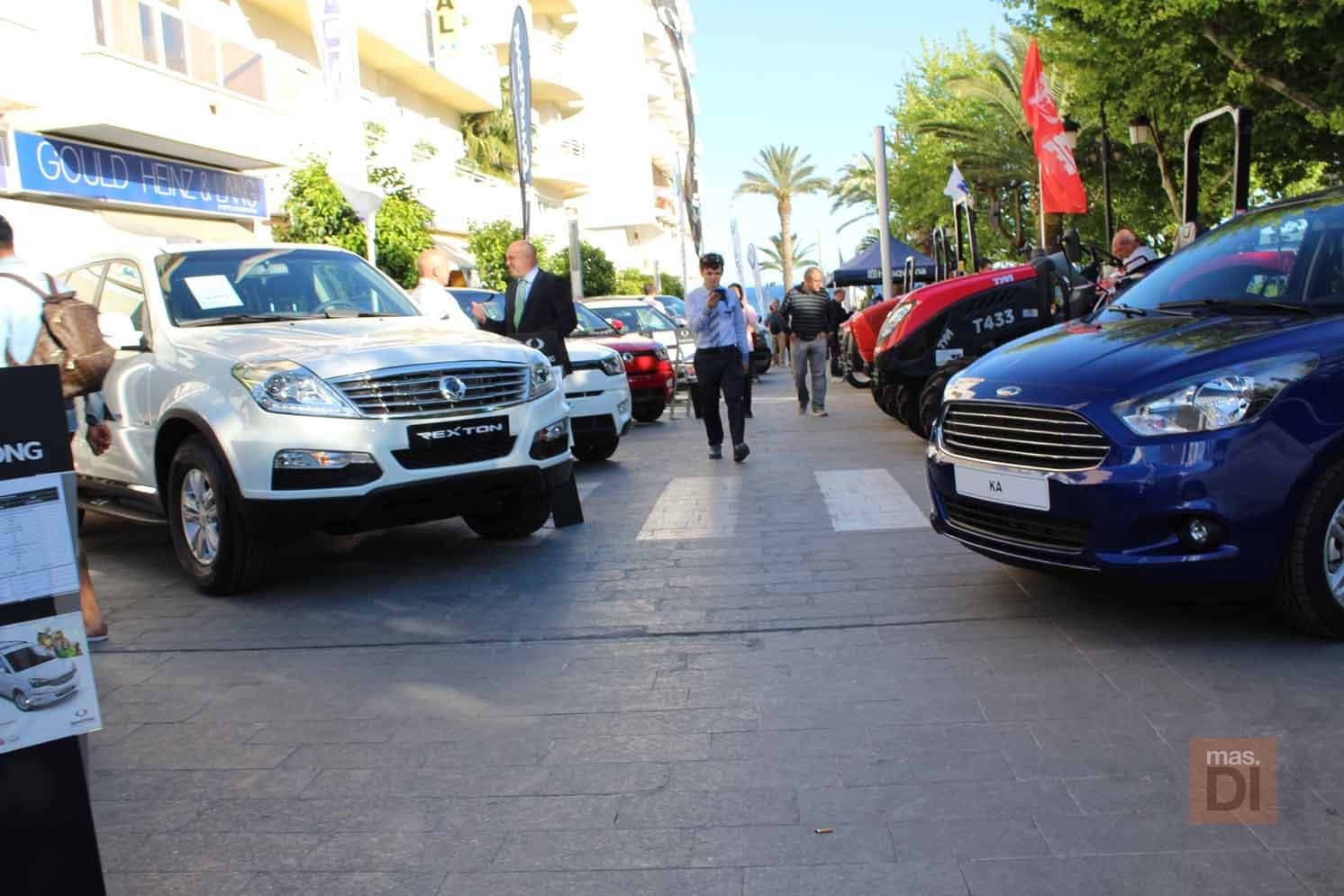 Santa Eulària disfruta de la tradicional pasarela del motor | másDI - Magazine