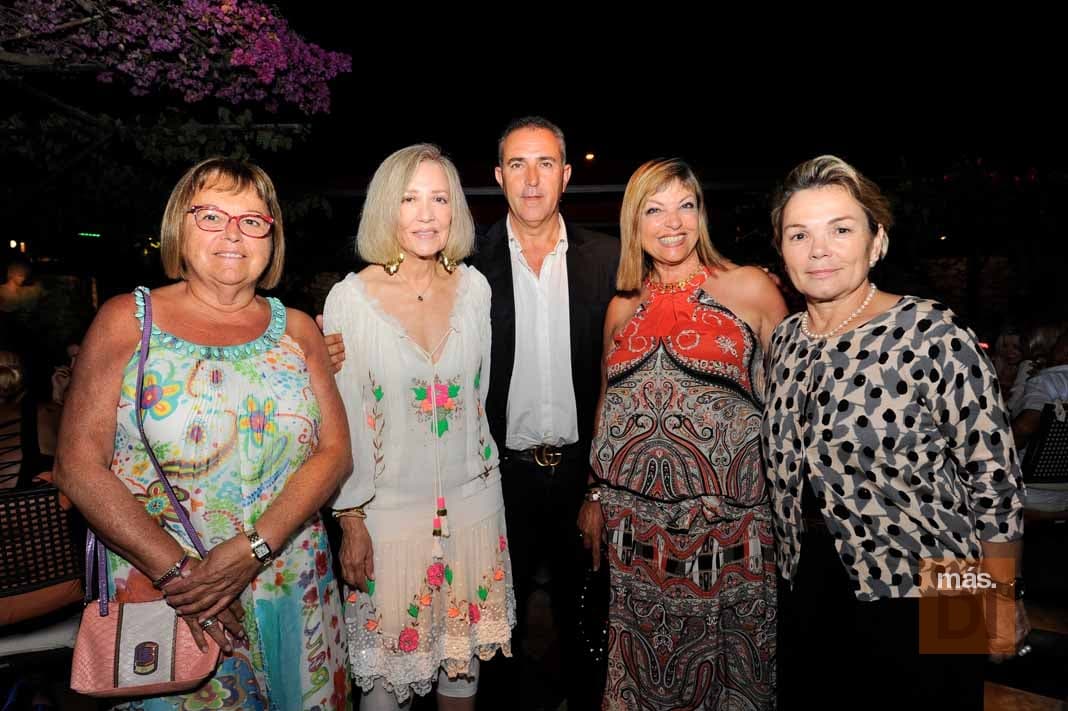 Una fiesta benéfica bajo las lunas | másDI - Magazine