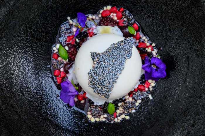 Espectaculares creaciones que nacen de las raíces y las técnicas culinarias de Japón. SERGIO G. CAÑIZARES