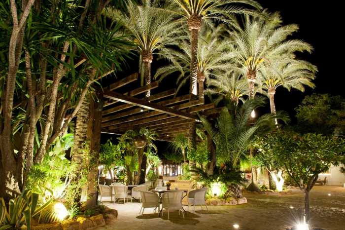 Agroturismo Atzaró. Un paraíso diurno y nocturno en plena naturaleza ibicenca.