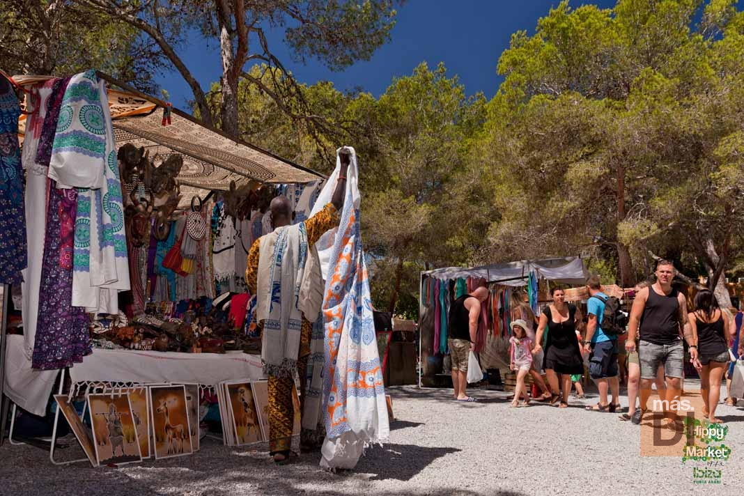 Mercadillos de artesanía. Los grandes bazares de Ibiza