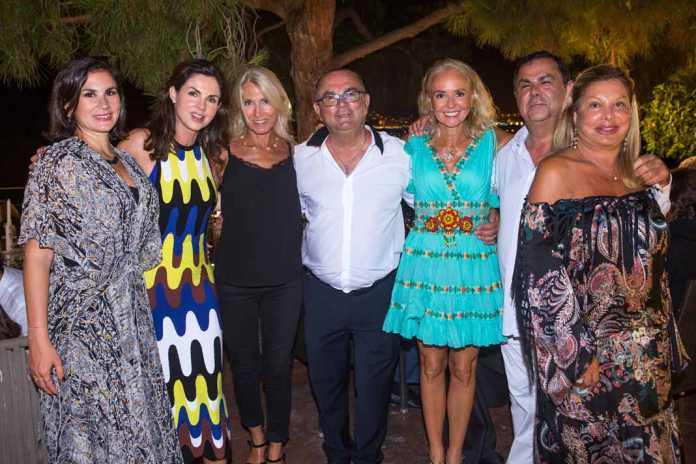 Alyson Dray, Caroline Barclay, Marie Sarah, Simon Dray, Sophie Fryedman, Maurice Dray Olivia Valere. Eventos. Alyson Dray, Caroline Barclay, Marie Sarah, Simon Dray, Sophie Fryedman, Maurice Dray Olivia Valere.