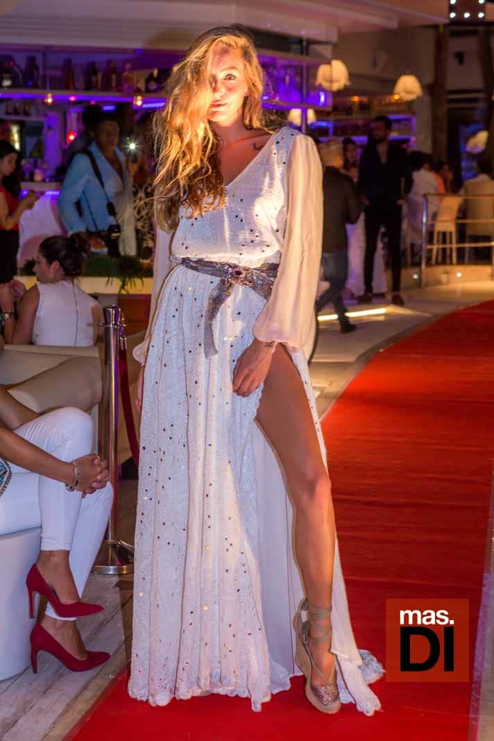 Moda rompedora y sin parangón para vestir las noches de Ibiza | másDI - Magazine