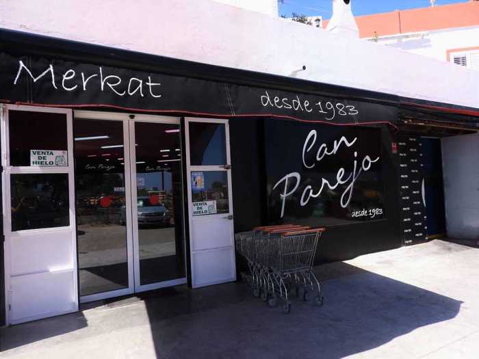 Can Parejo dispone de aparcamiento para clientes.