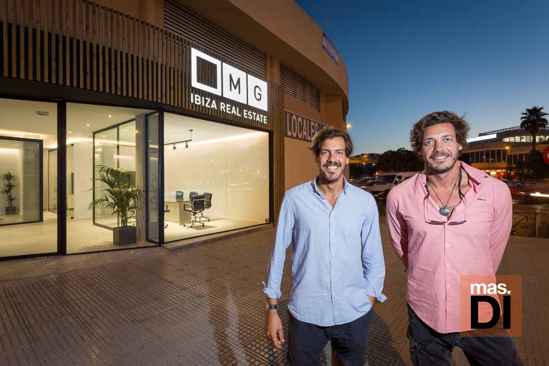 Alejandro y Lorenzo Gámiz, gerentes de MG Ibiza Real Estate. VICENT MARÍ