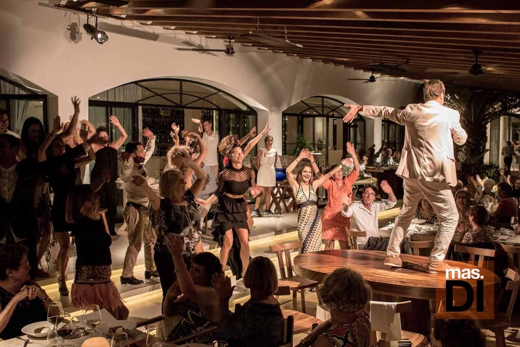 Destino Pacha Ibiza Resort. Cena solidaria de la Apaac | másDI - Magazine
