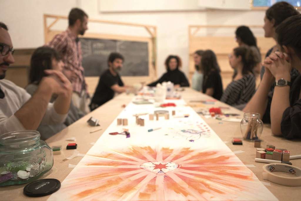 Los esquemas ayudan a visualizar el método ideado por la doctora en Creatividad Aplicada. VANESSA BEJARANO