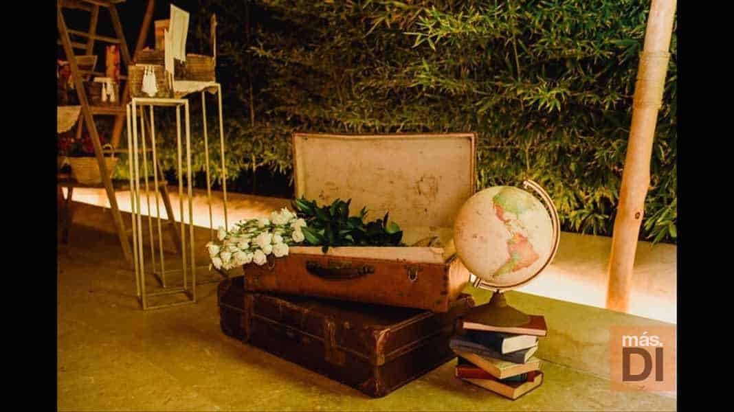 Espectacular Enlace. Una boda de diseño retro | másDI - Magazine