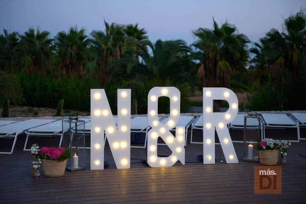 Espectacular Enlace. Una boda de diseño retro | másDI - Magazine