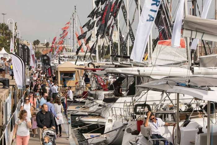 Salón Náutico de Barcelona. La feria cuenta con 275 expositores de las principales compañías nacionales e internacionales.