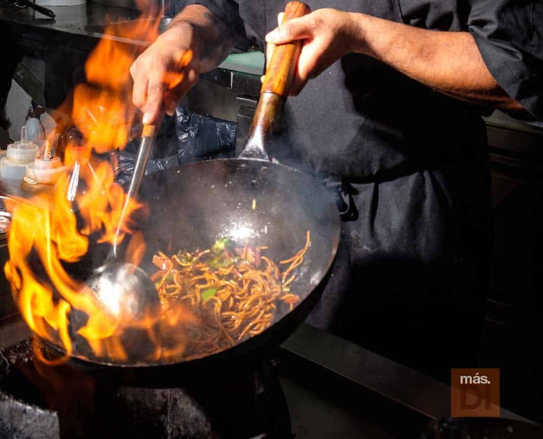 Cantina Click&Eat. Para disfrutar de las cocinas  del mundo con una sola llamada