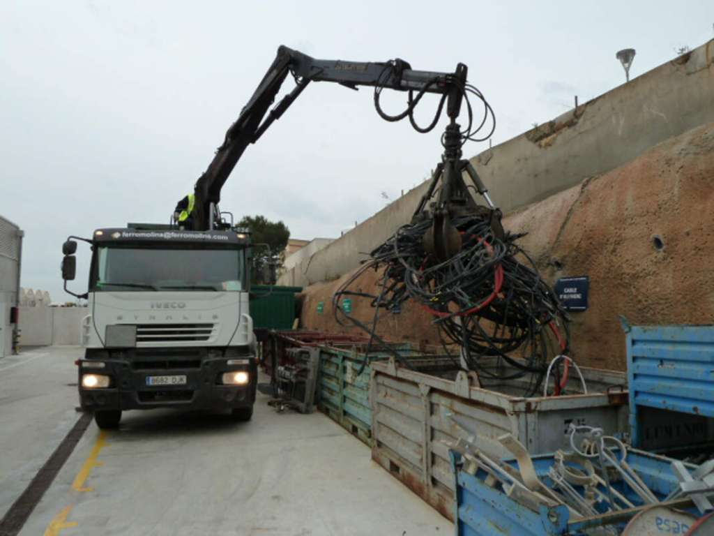 La compañía prioriza el reciclaje y la valoración de los residuos generados. fotos: Endesa gestión de residuos en baleares