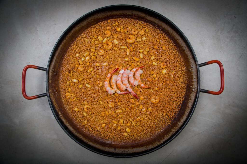 El arroz es uno de los platos más solicitados durante el fin de semana. foto: a son de mar. Menú en Ibiza
