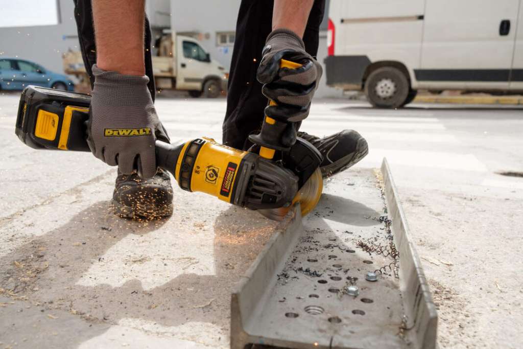 Las herramientas DeWalt ofrecen la máxima potencia sin cables. fotos: s.g.c. Rampuixa