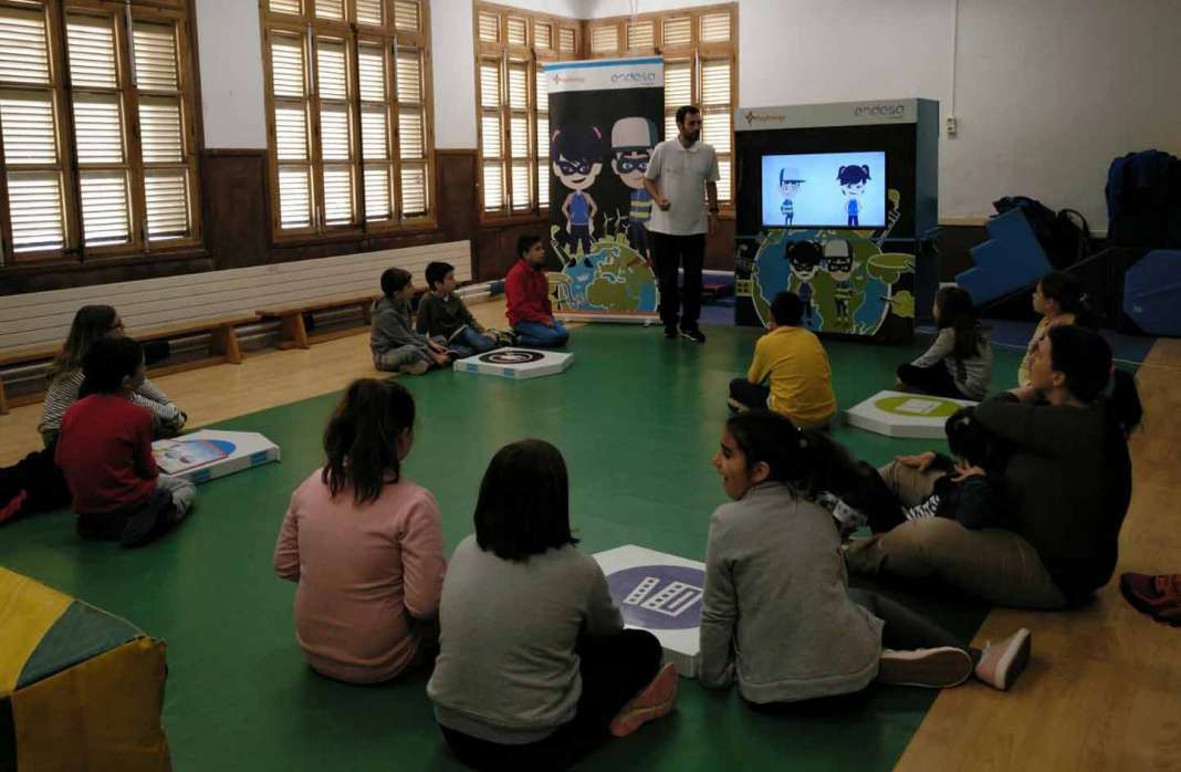 Una manera didáctica y divertida de aprender sobre energía. Foto: Endesa