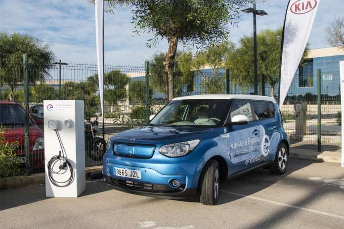 La II Vuelta a España en Vehículo Eléctrico, organizada por Endesa, ha contado con la colaboración de KIA. fotos: Endesa La II Vuelta a España en Vehículo Eléctrico, organizada por Endesa, ha contado con la colaboración de KIA. fotos: Endesa