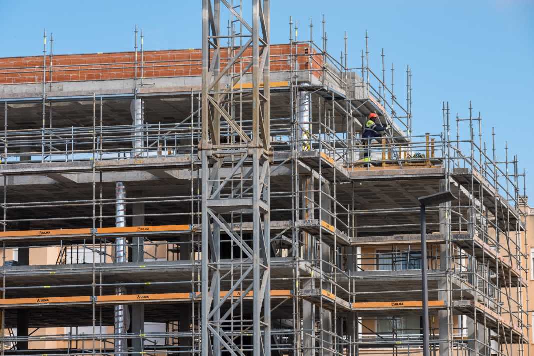 La construcción es el cuarto sector productivo en las Islas.