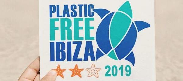 Chiringuito Blue recibe un premio por reducir el uso de plásticos