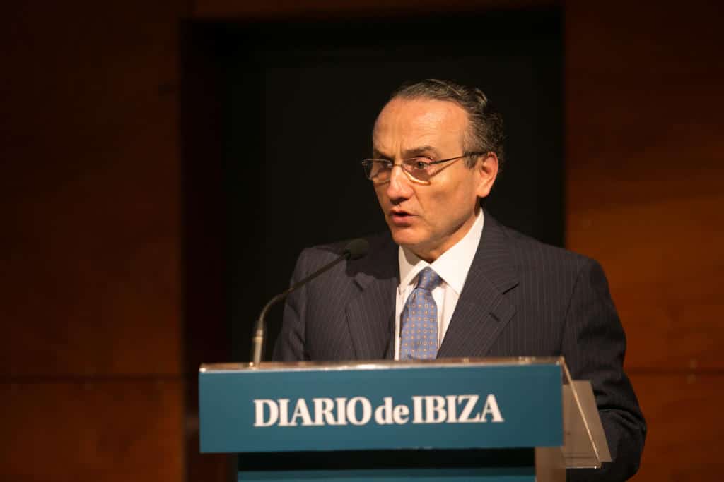 La responsabilidad «de enriquecer la vida social y cultural»