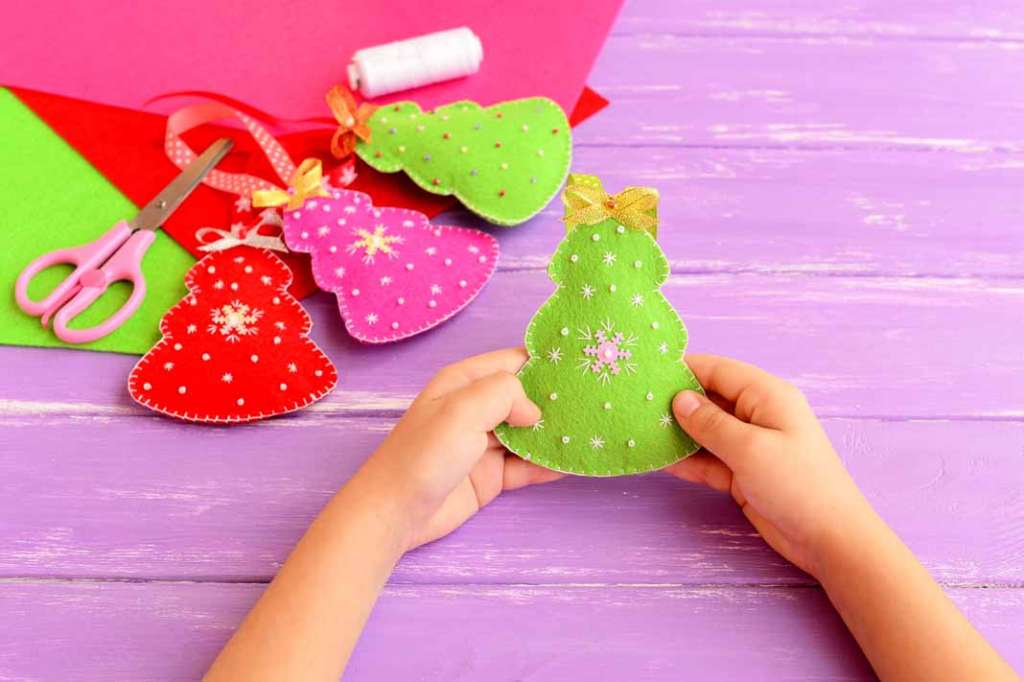 DIY. Aire navideño con papel, fieltro, pegamento y un poco de imaginación | másDI - Magazine