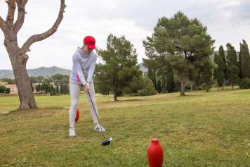 Golf Ibiza ha hecho posible que en tan solo cinco semanas, 45 personas aprendan a jugar a golf. Fotos: Golf Ibiza